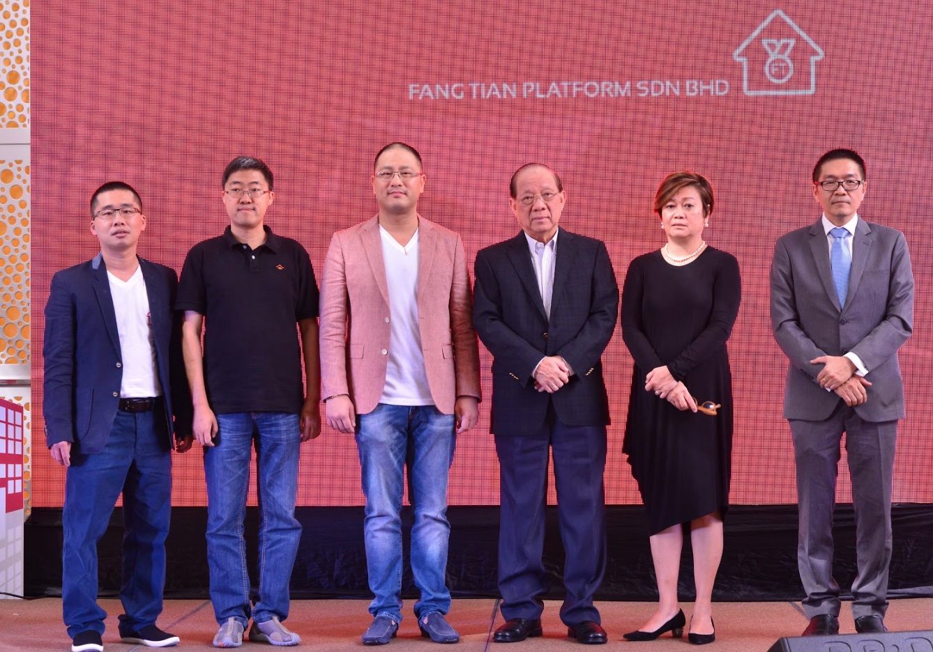 L-R-Quah-Chai-Ming-Su-Heng-Howard-Ong-Tan-Sri-Tan-Koon-Swan-Angela-Christine-Tan-Tony-Chieng